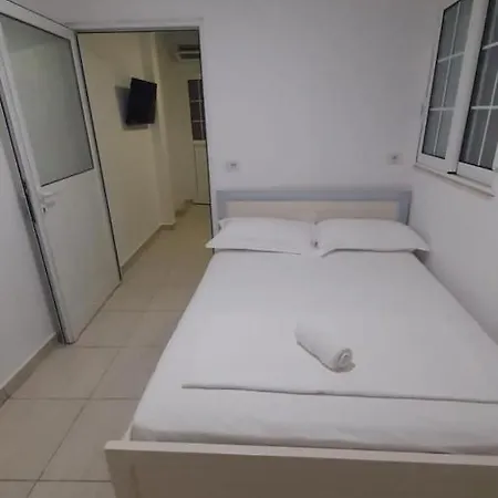 Apartment Amber Sarande